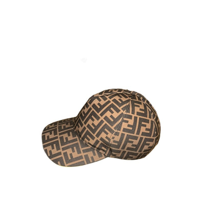 Casquette fendi